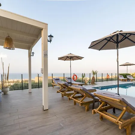 Constandinos - Private Pool - Sleeps 8 Villa