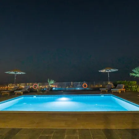 Constandinos - Private Pool - Sleeps 8 Villa Herszonisszosz